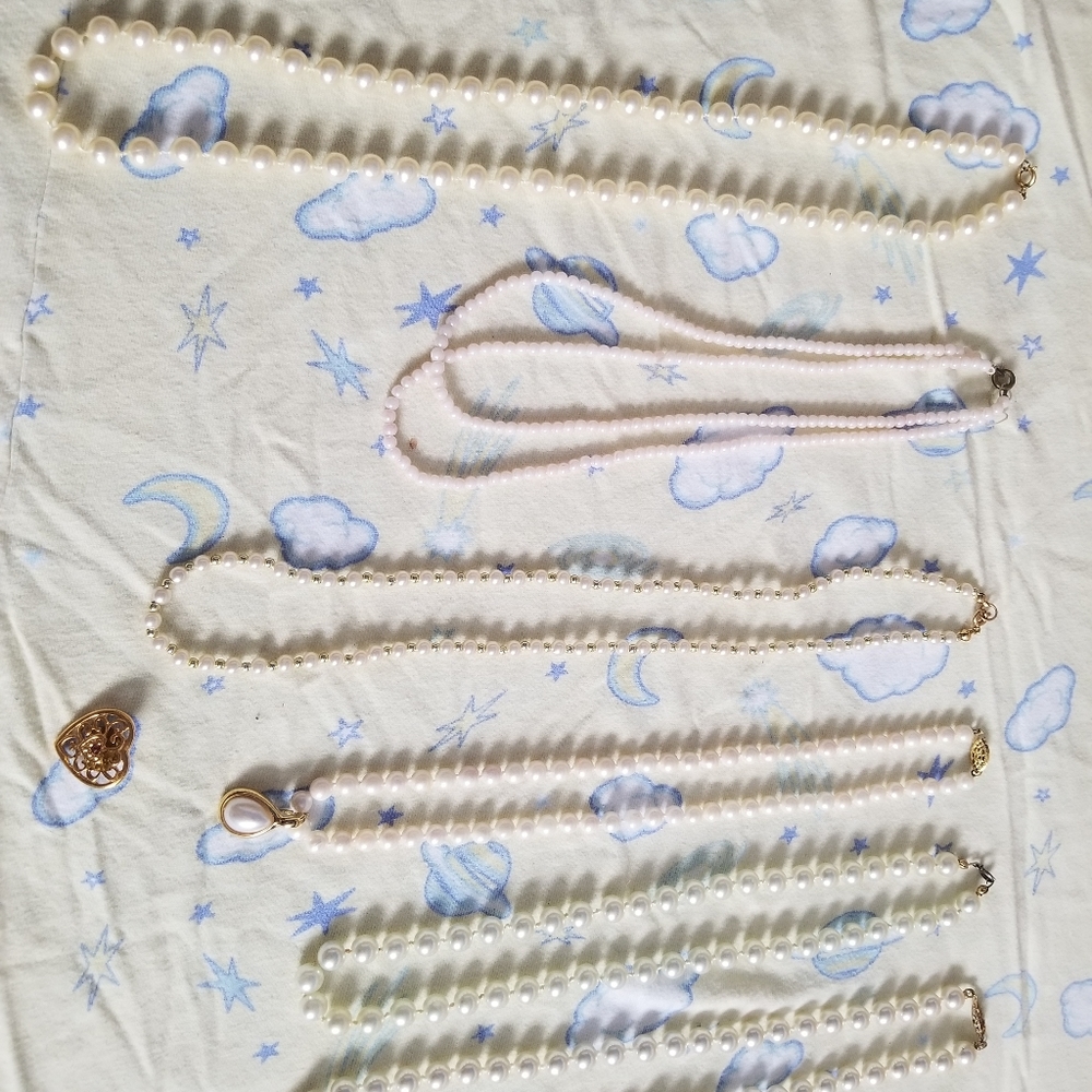 Costume Jewelry - Pearls